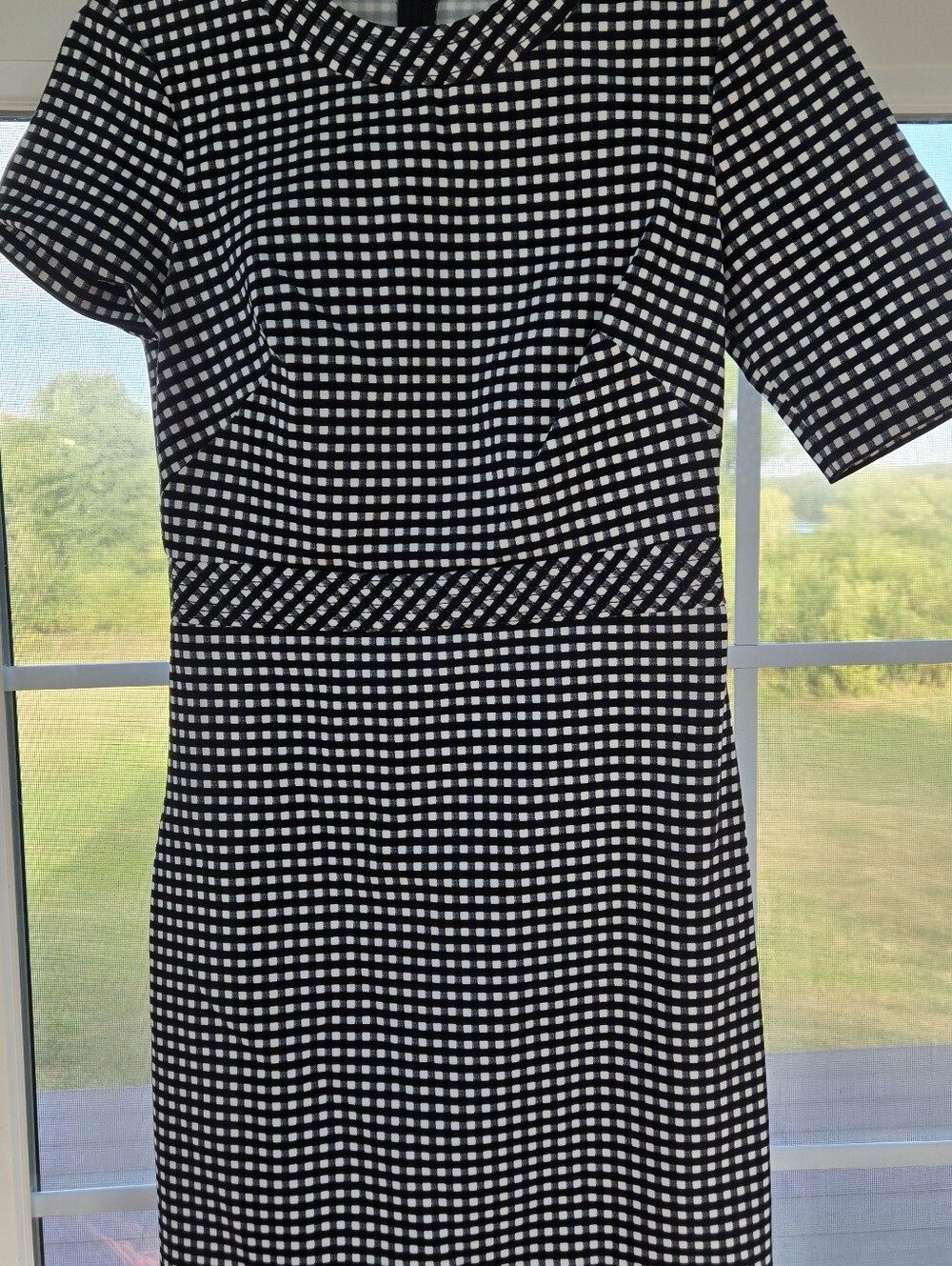 Banana Republic Black and White Gingham Midi Dress with Short Sleeves